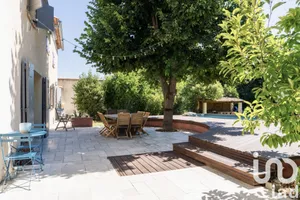 Maison à Aix-en-Provence (13090)