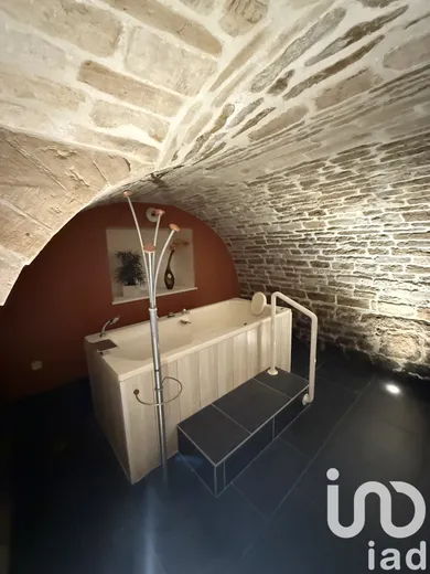 Immeuble à Wassy (52130)
