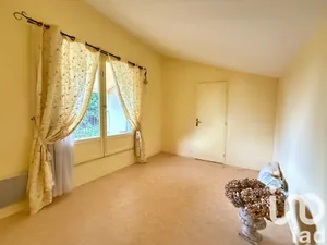 Maison traditionnelle à Moissy-Cramayel (77550)