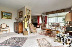 Appartement à Le Chesnay (78150)