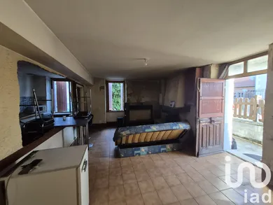 Park home in Haut-Bocage (03190)