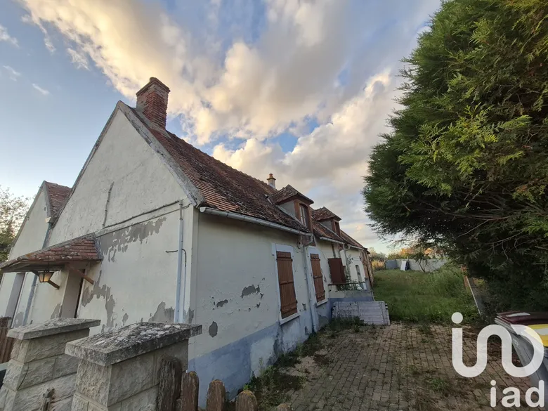 Maison 5 pièces 126 m² · à Haut-Bocage · 126 m² · 50 000 €