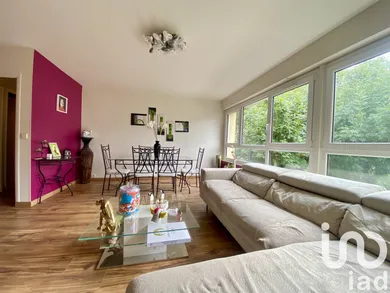 Appartement à Élancourt (78990)