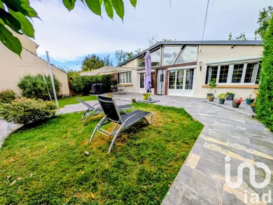 House at Domont (95330)