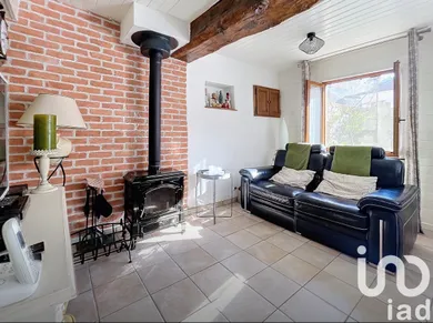 Village house at Aste-Béon (64260)