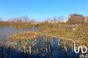Apartment at Créteil (94000)