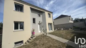 Maison à Vaux-le-Pénil (77000)