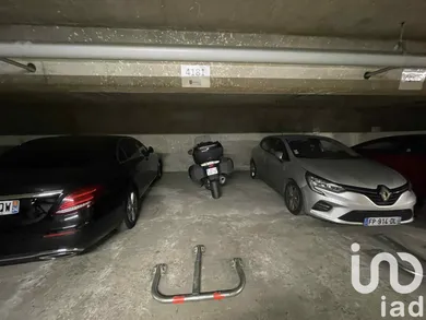 Parking in Courbevoie (92400)