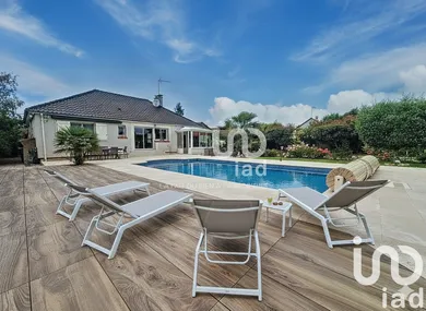 Traditional house at Mehun-sur-Yèvre (18500)