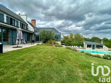 Mansion at Beaugency (45190)