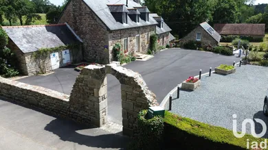 Cottage at Plusquellec (22160)