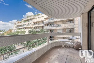 Apartment in Levallois-Perret (92300)