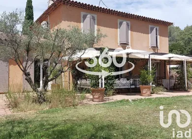 Bastide à Cuers (83390)