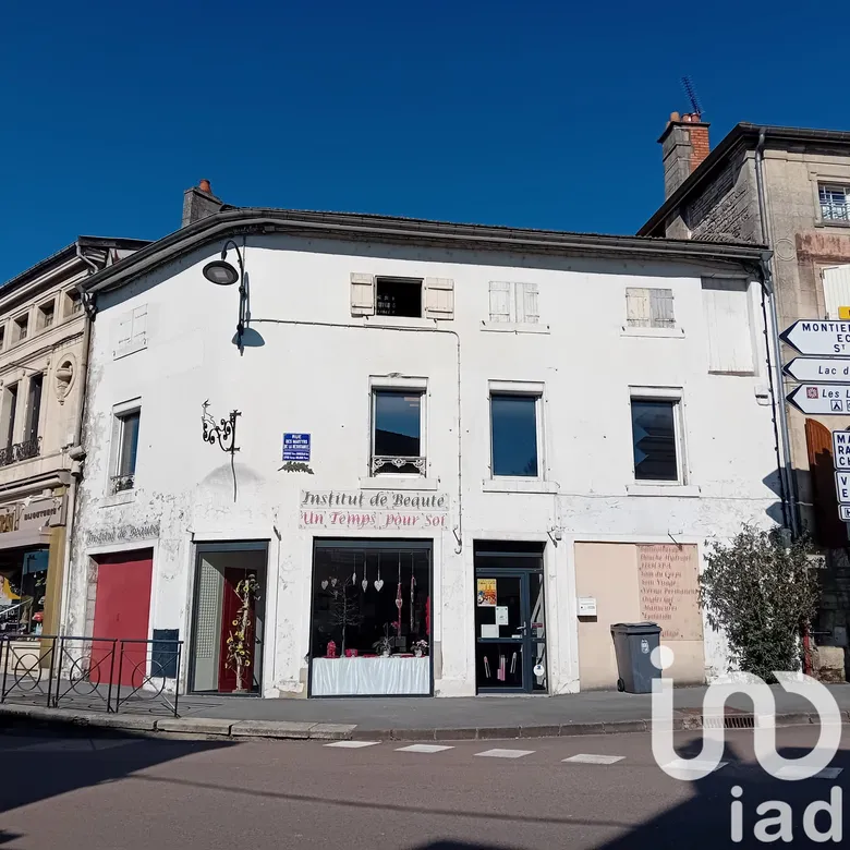 Immeuble 94 m² · à Wassy · 94 m² · 110 000 €