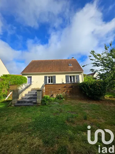 House at Clermont (60600)