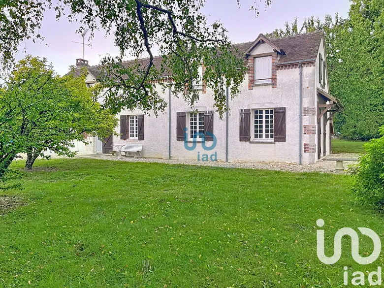 Maison 8 pièces 170 m² · à Amilly · 170 m² · 222 000 €