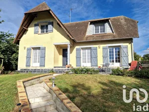 House at Bucéels (14250)