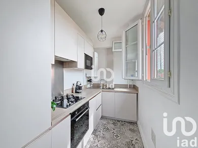 Apartment in Suresnes (92150)