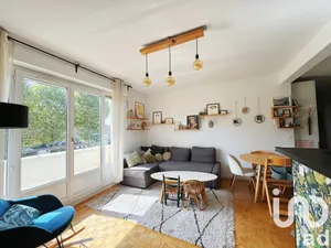 Apartment at Villejuif (94800)