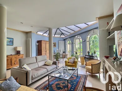 Maison à Bordeaux (33000)