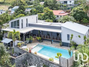 Demeure à L'Étang-Salé (97427)