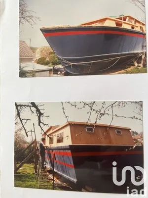 House at Véron (89510)