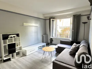 Apartment in Courbevoie (92400)