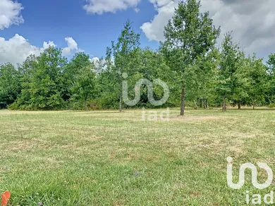 Building plot at Saint-Étienne-de-Tulmont (82410)