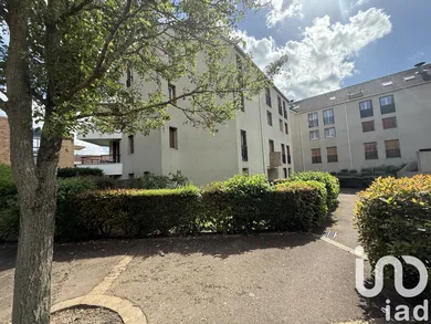 Parking à Évry (91000)