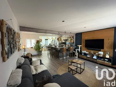 Traditional house at Dammarie-lès-Lys (77190)