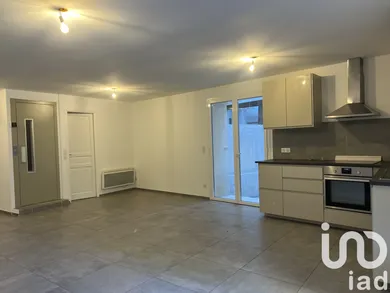 Maison de village à Nans-les-Pins (83860)