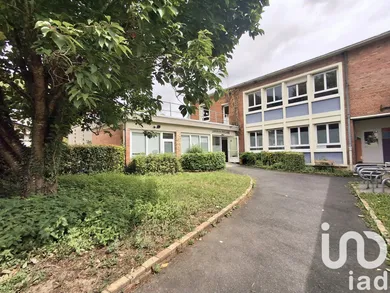 Immeuble à Barentin (76360)