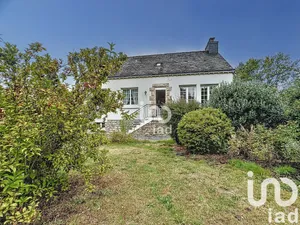 House at Brech (56400)