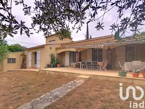 Traditional house at Tourrettes (83440)