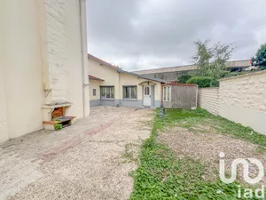 Building in Meaux (77100)