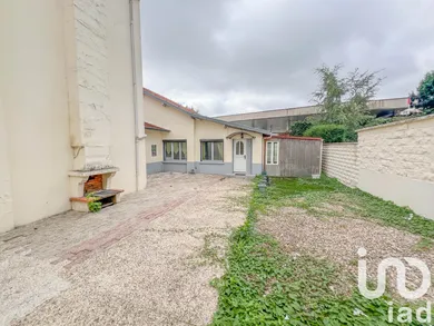 Immeuble à Meaux (77100)