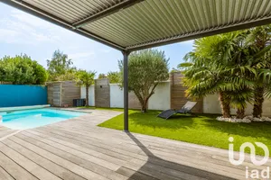 House at La Rochelle (17000)