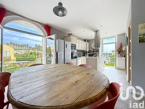 Apartment at Bandol (83150)