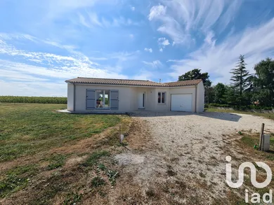 Maison traditionnelle à Les Essards (17250)