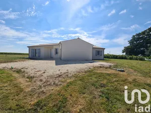 Maison traditionnelle à Les Essards (17250)