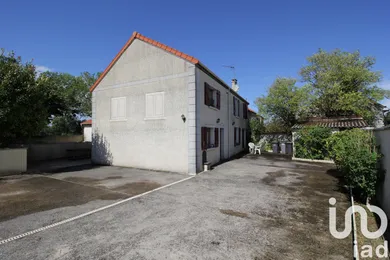 Maison à Saint-Mesmes (77410)