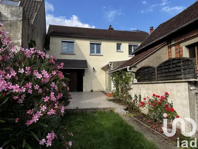 Townhouse at Beauvais (60000)