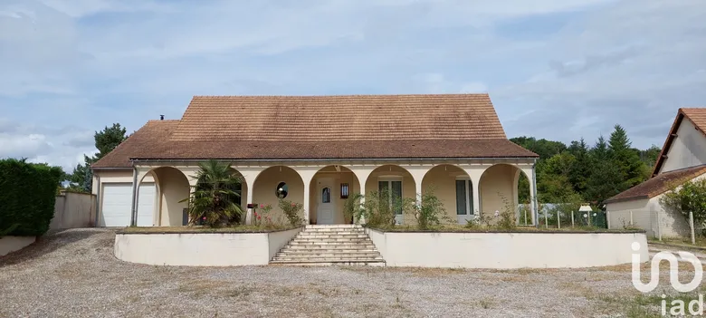 Maison 10 pièces 252 m² · à Saint-Romain-sur-Cher · 252 m² · 318 000 €