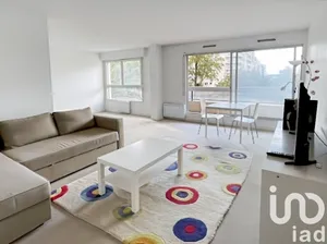 Apartment at Issy-les-Moulineaux (92130)
