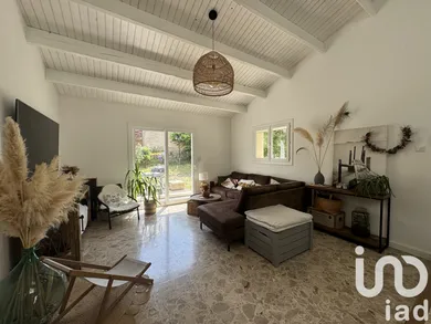 House at La Rochelle (17000)