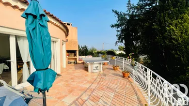 House at Bandol (83150)