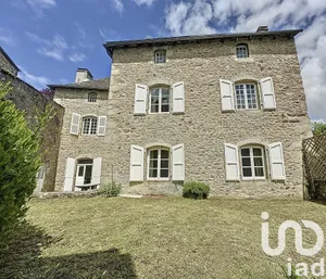 Demeure à Chaudes-Aigues (15110)