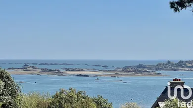 Traditional house at Ploubazlanec (22620)