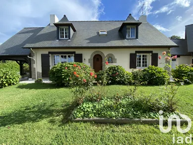 Traditional house at Le Minihic-sur-Rance (35870)