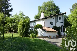 Traditional house at Itxassou (64250)